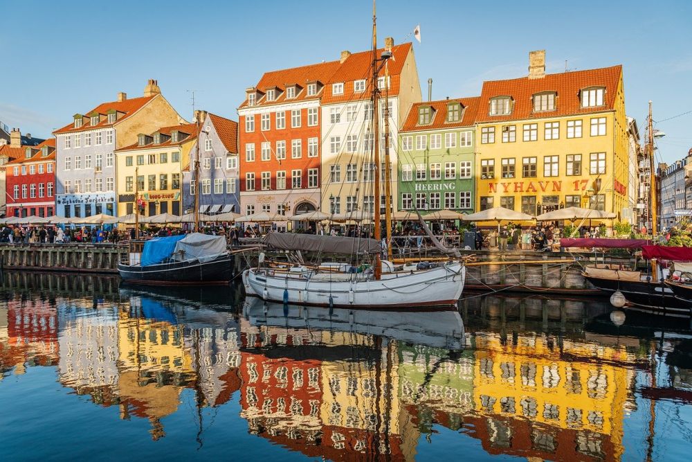 Alt du skal vide om opholdstilladelse i Danmark